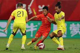 高亭宇